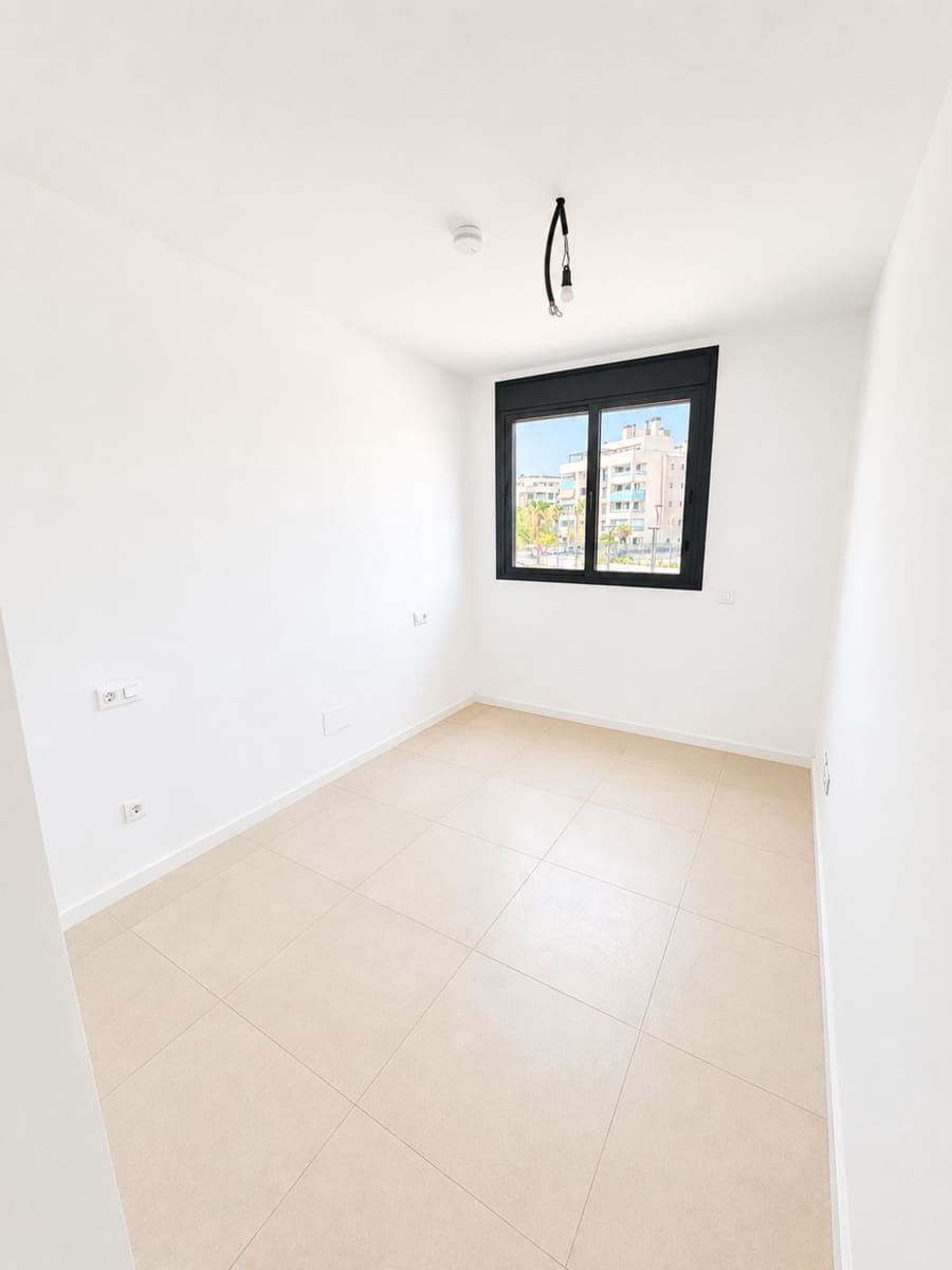 2 makuuhuone Huoneisto myytävänä paikassa Torremolinos - 930 000 € (Ref: 10020502)