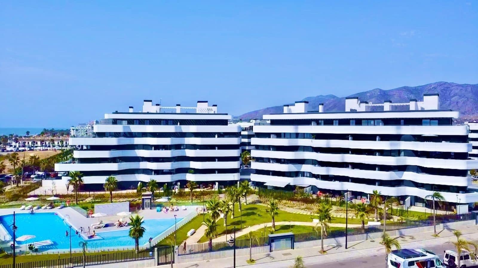 2 makuuhuone Huoneisto myytävänä paikassa Torremolinos - 930 000 € (Ref: 10020502)
