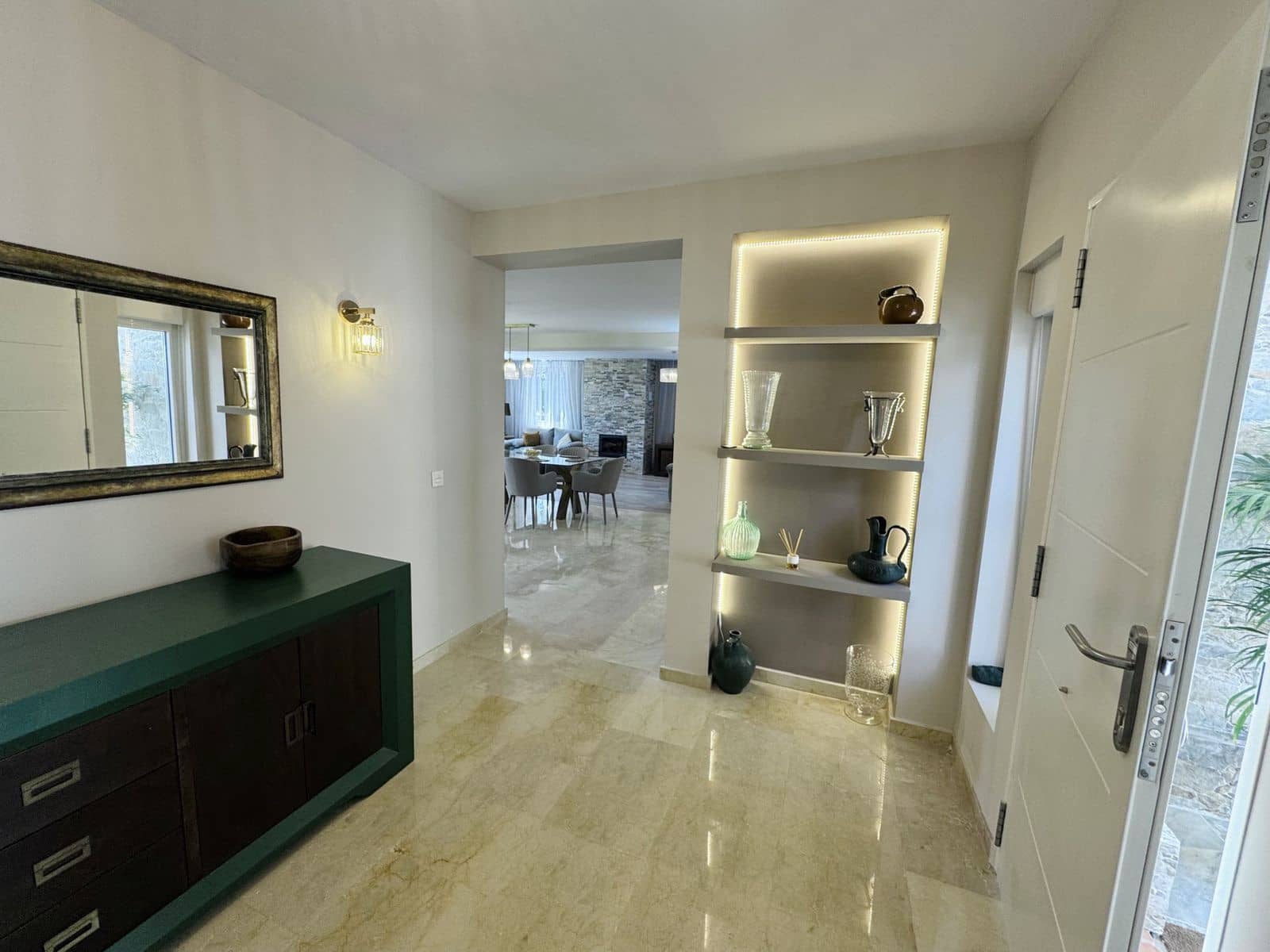4 sovrum Villa till salu i Elviria - 1 199 000 € (Ref: 10020503)