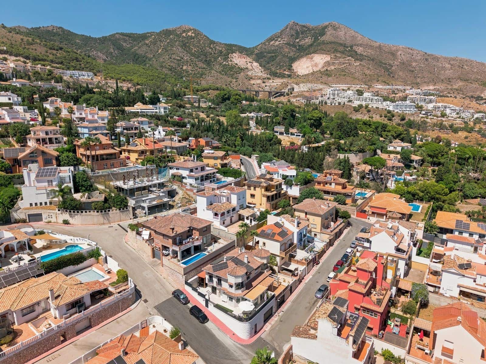 3 makuuhuone Paritalo myytävänä paikassa Benalmadena - 799 000 € (Ref: 10020509)