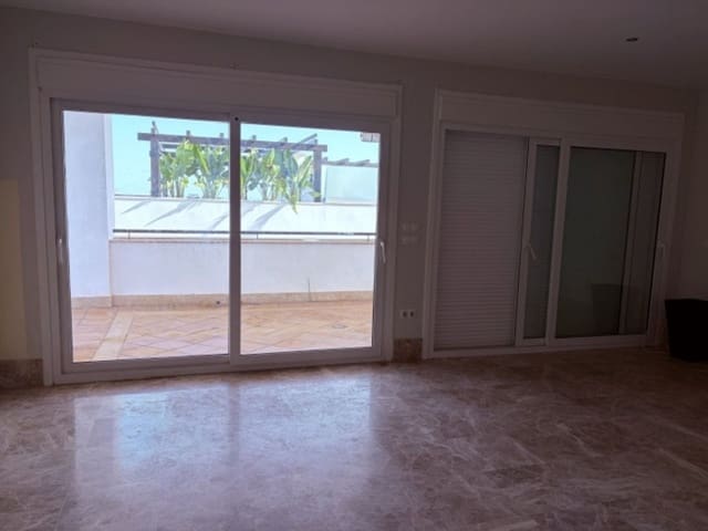 3 bedroom Apartment for sale in Santa Clara, Marbella - € 750,000 (Ref: 10020510)