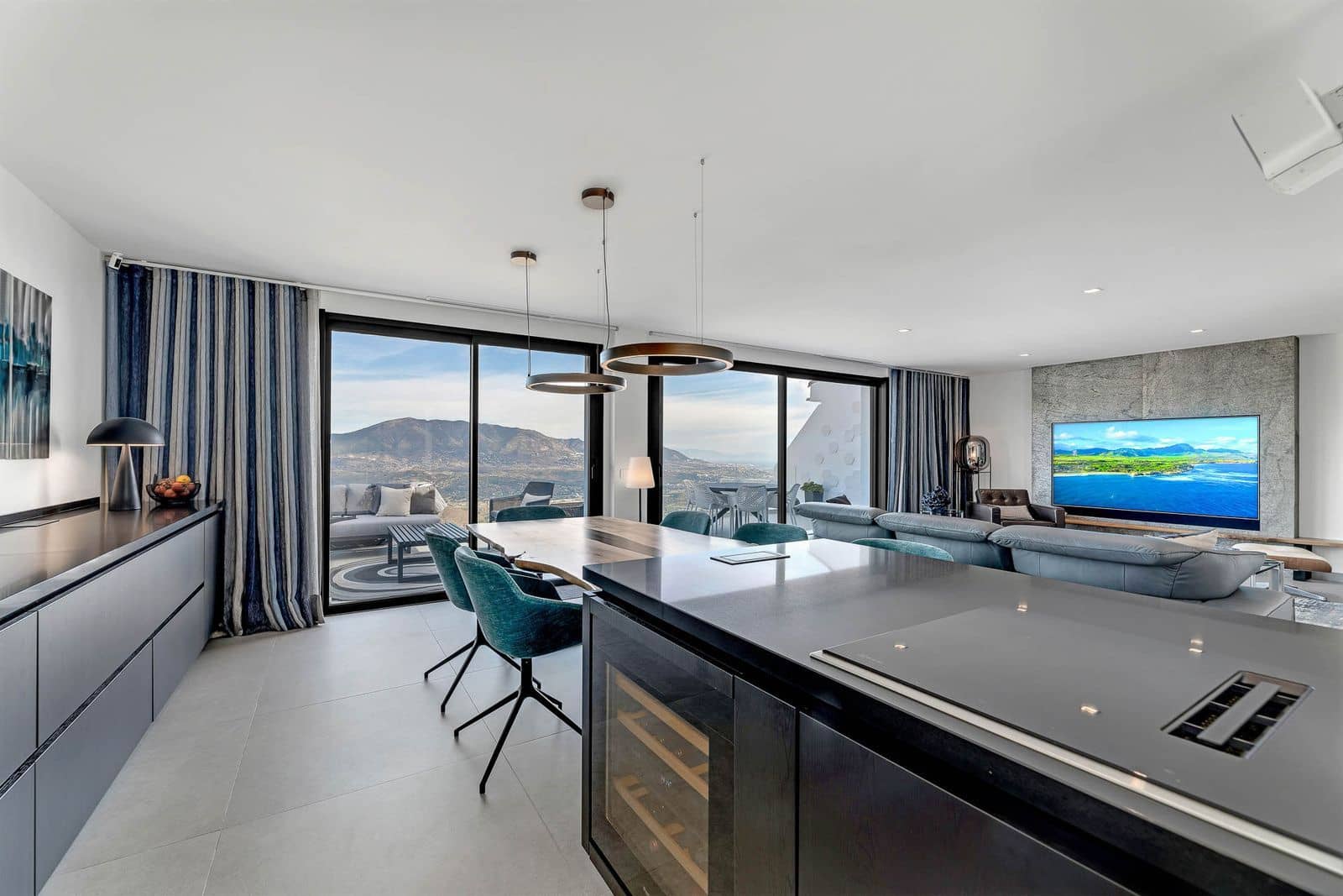 3 soveværelse Semi-Rækkehus til salg i Marbella - € 1.275.000 (Ref: 10020514)