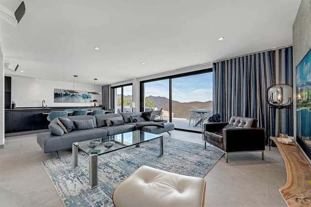 3 soveværelse Semi-Rækkehus til salg i Marbella - € 1.275.000 (Ref: 10020514)