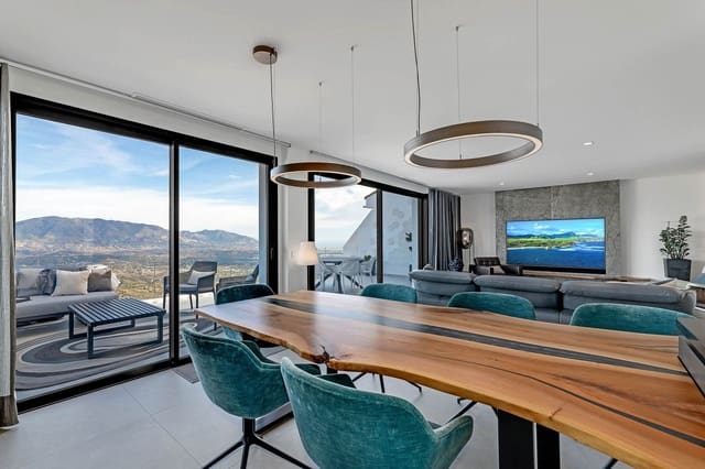 3 soveværelse Semi-Rækkehus til salg i Marbella - € 1.275.000 (Ref: 10020514)