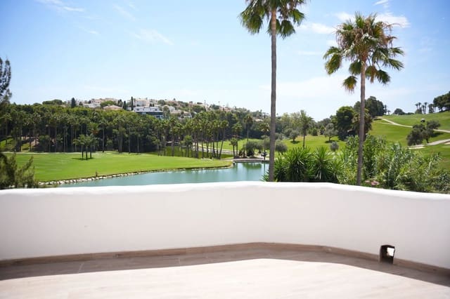 4 bedroom Townhouse for sale in Benalmadena Costa, Benalmádena - € 699,000 (Ref: 10020515)