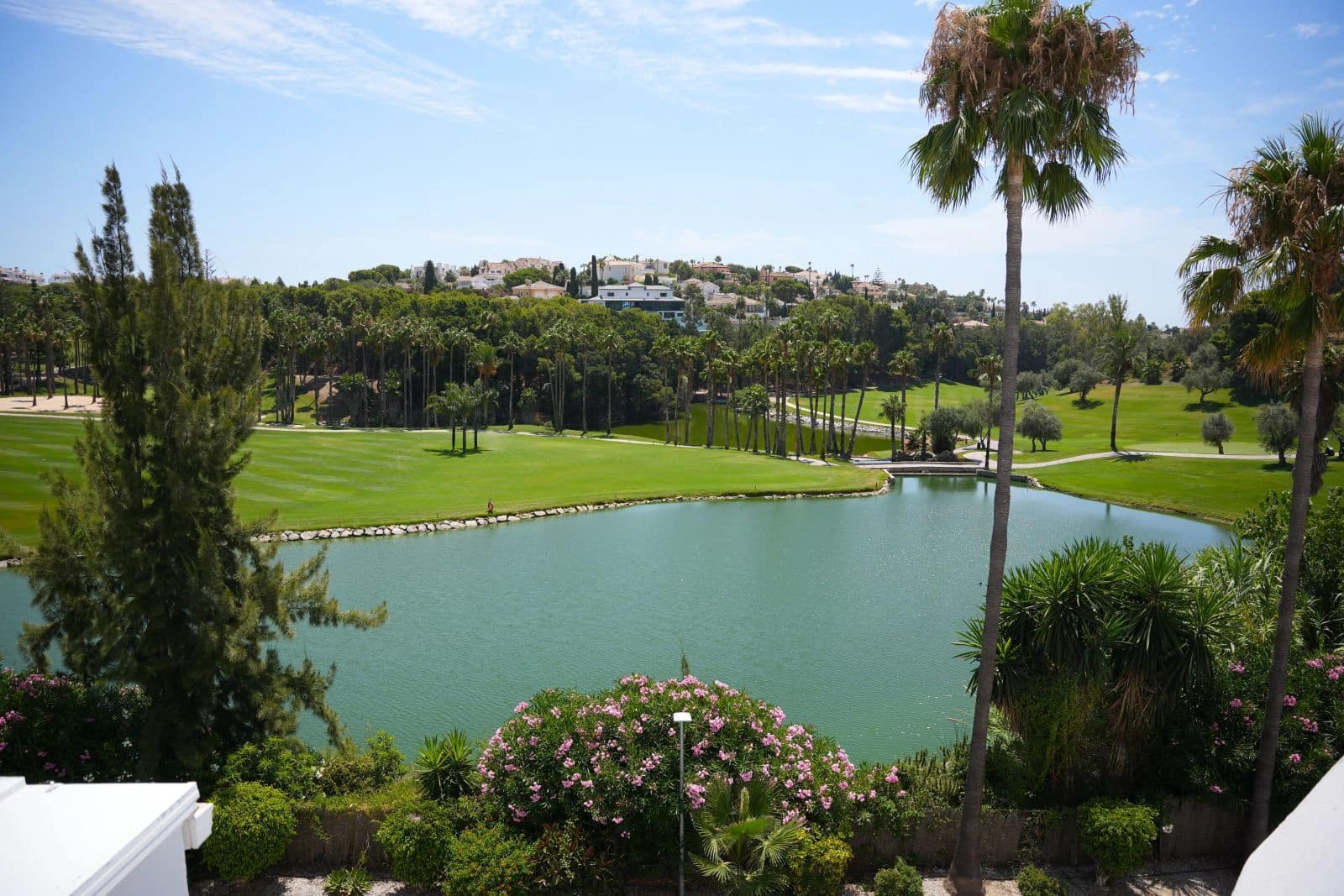 4 bedroom Townhouse for sale in Benalmadena Costa - € 699,000 (Ref: 10020515)