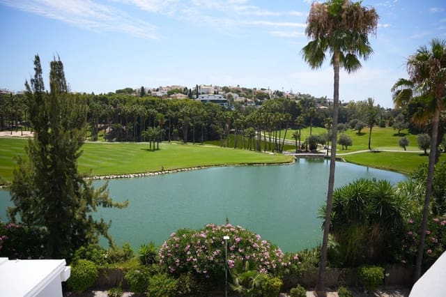 4 bedroom Townhouse for sale in Benalmadena Costa, Benalmádena - € 699,000 (Ref: 10020515)