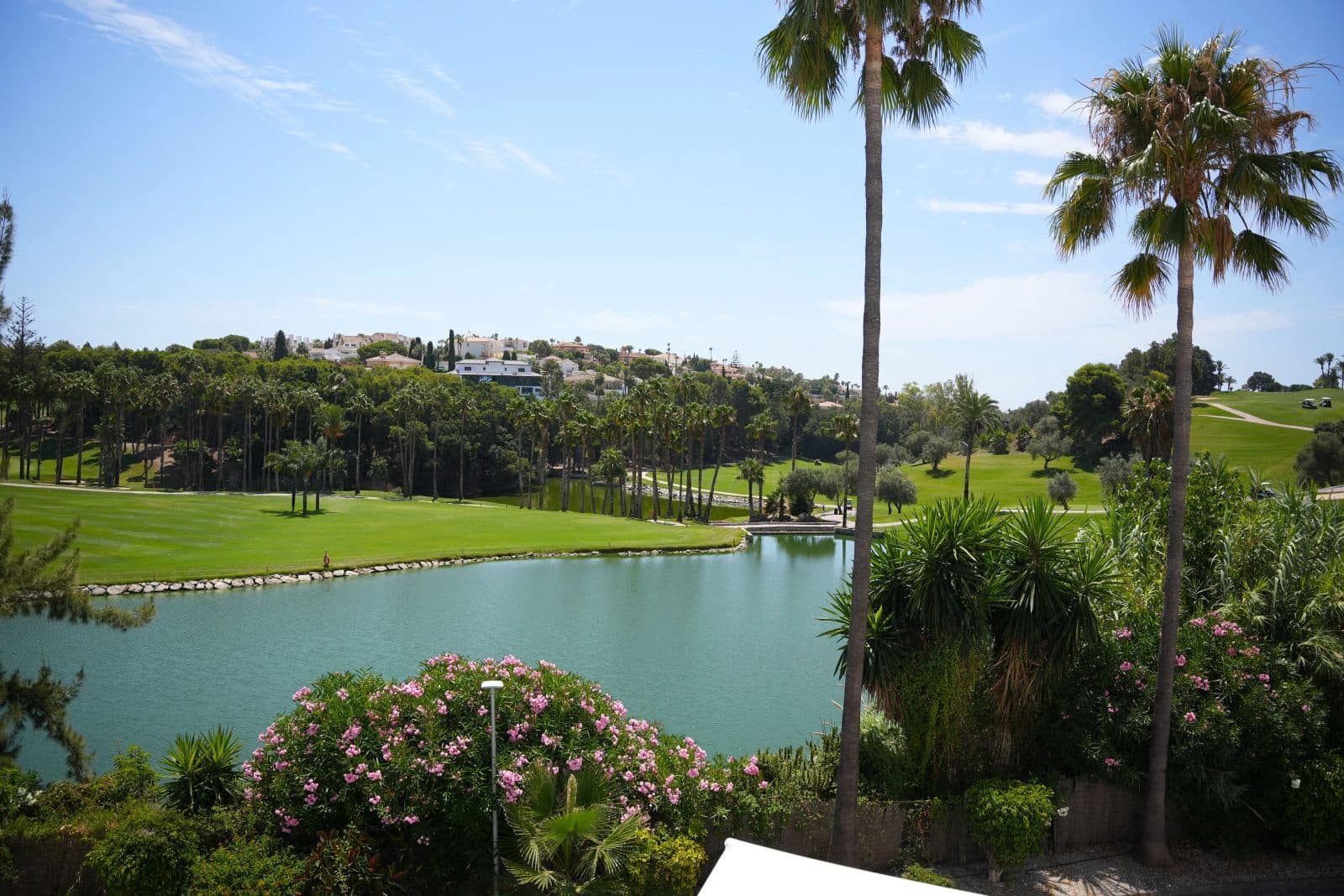 4 bedroom Townhouse for sale in Benalmadena Costa - € 699,000 (Ref: 10020515)
