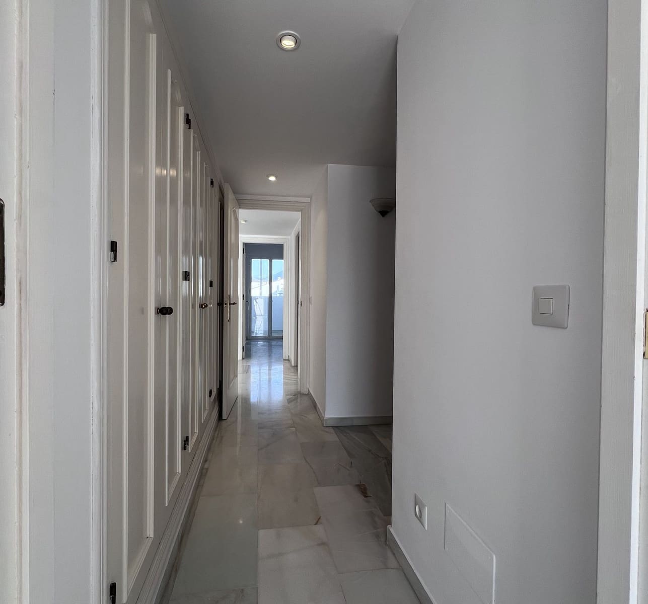 2 Zimmer Apartment zu verkaufen in Estepona - 425.000 € (Ref: 10020517)