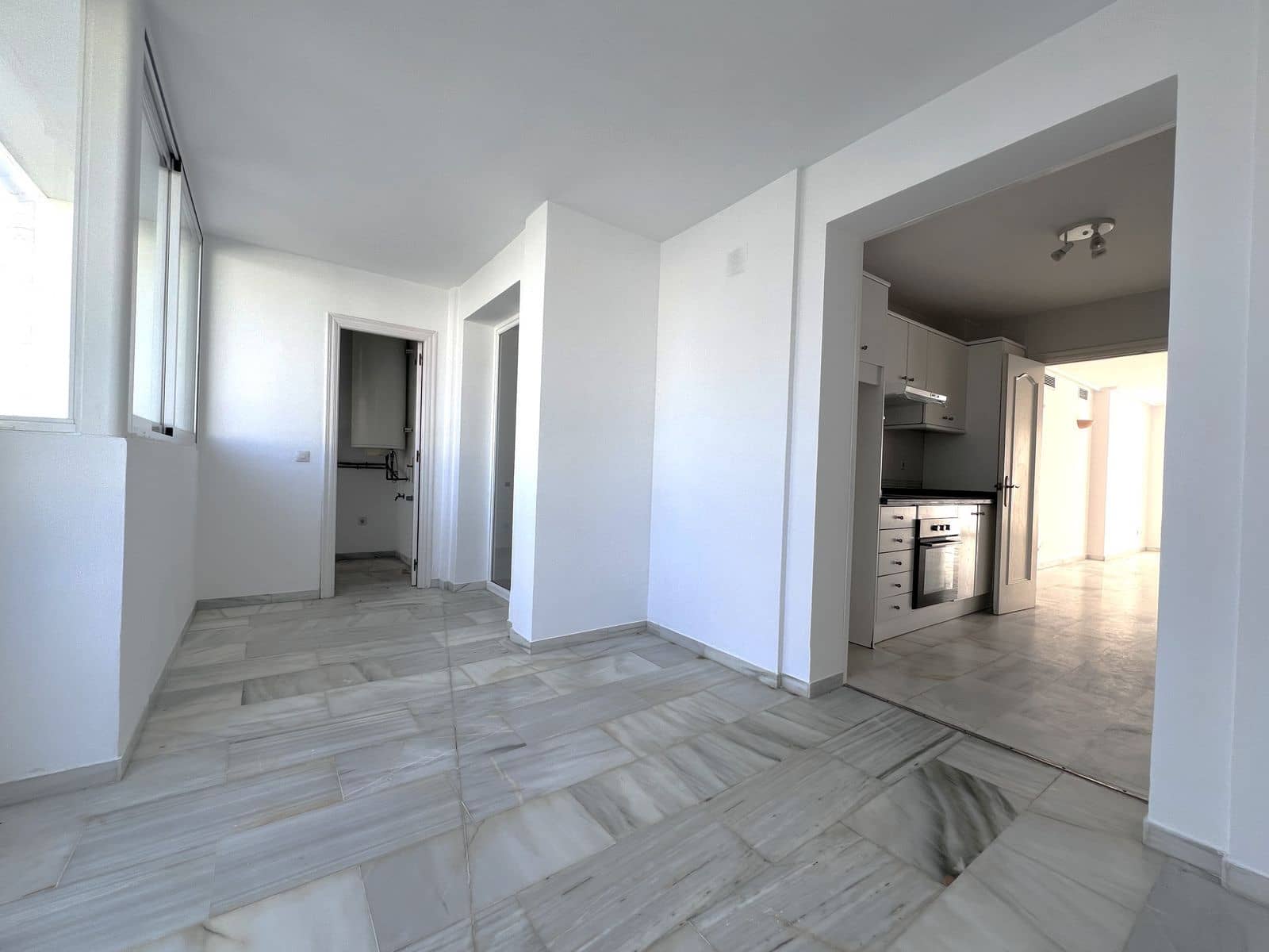 2 Zimmer Apartment zu verkaufen in Estepona - 425.000 € (Ref: 10020517)