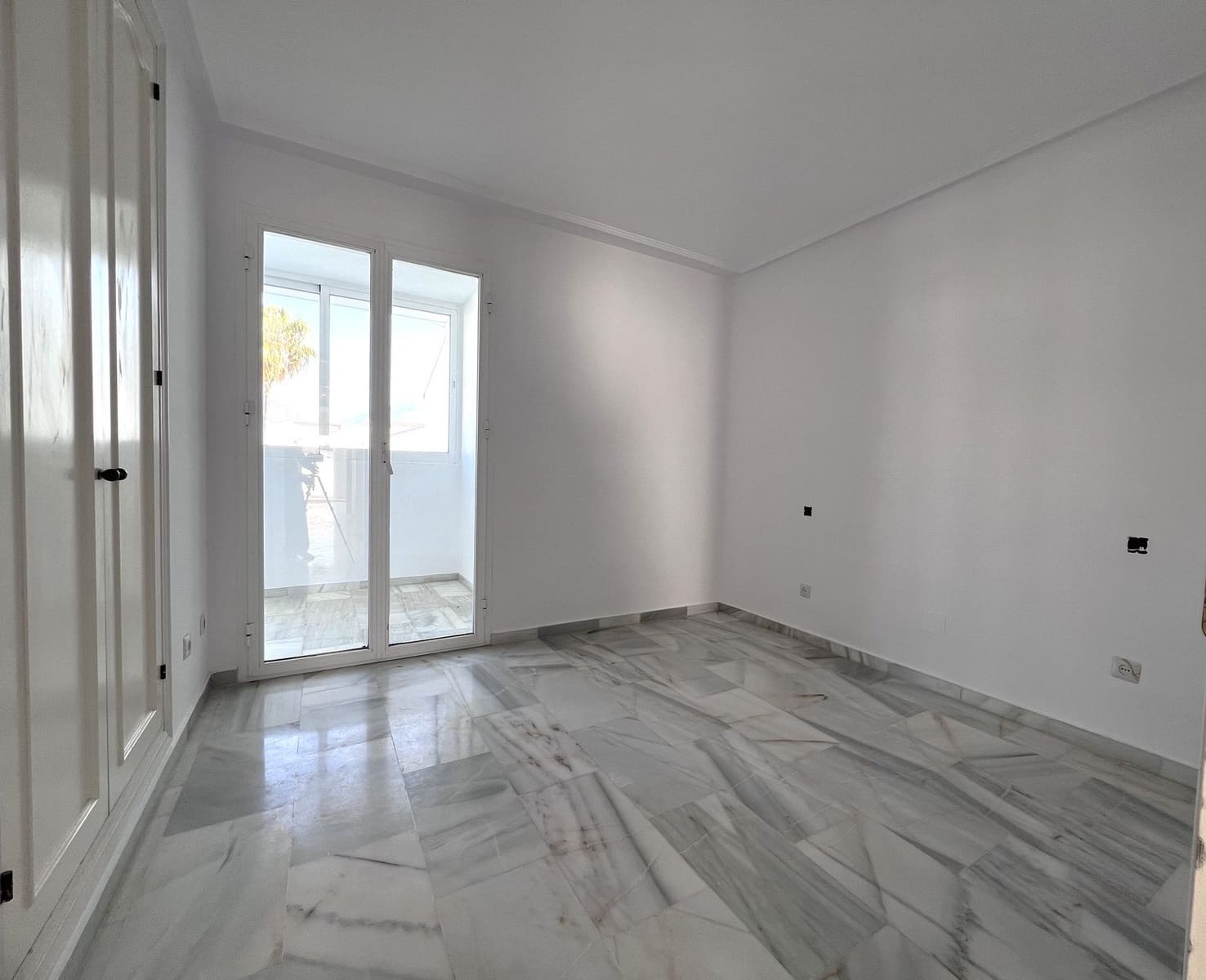 2 Zimmer Apartment zu verkaufen in Estepona - 425.000 € (Ref: 10020517)