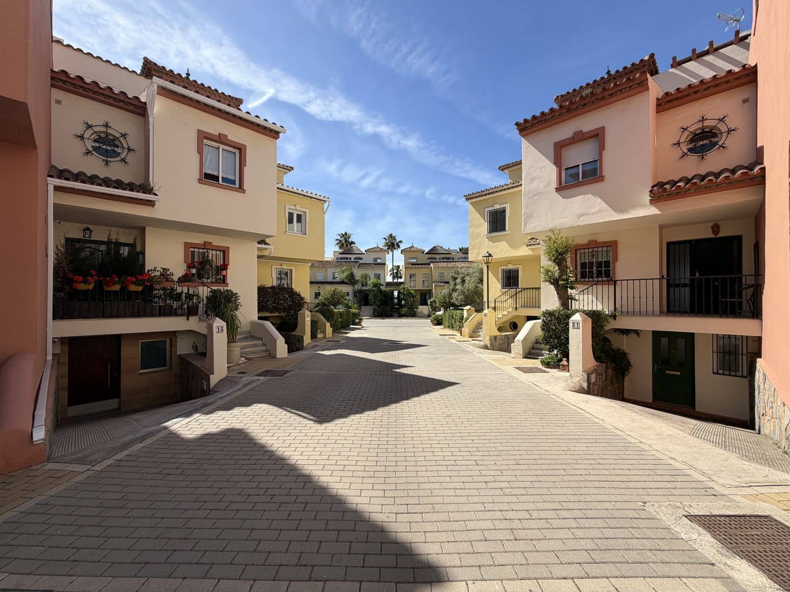 2 sovrum Hus till salu i Estepona - 699 000 € (Ref: 10020520)