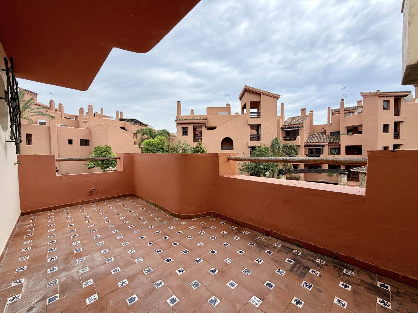 2 sovrum Hus till salu i Estepona - 699 000 € (Ref: 10020520)
