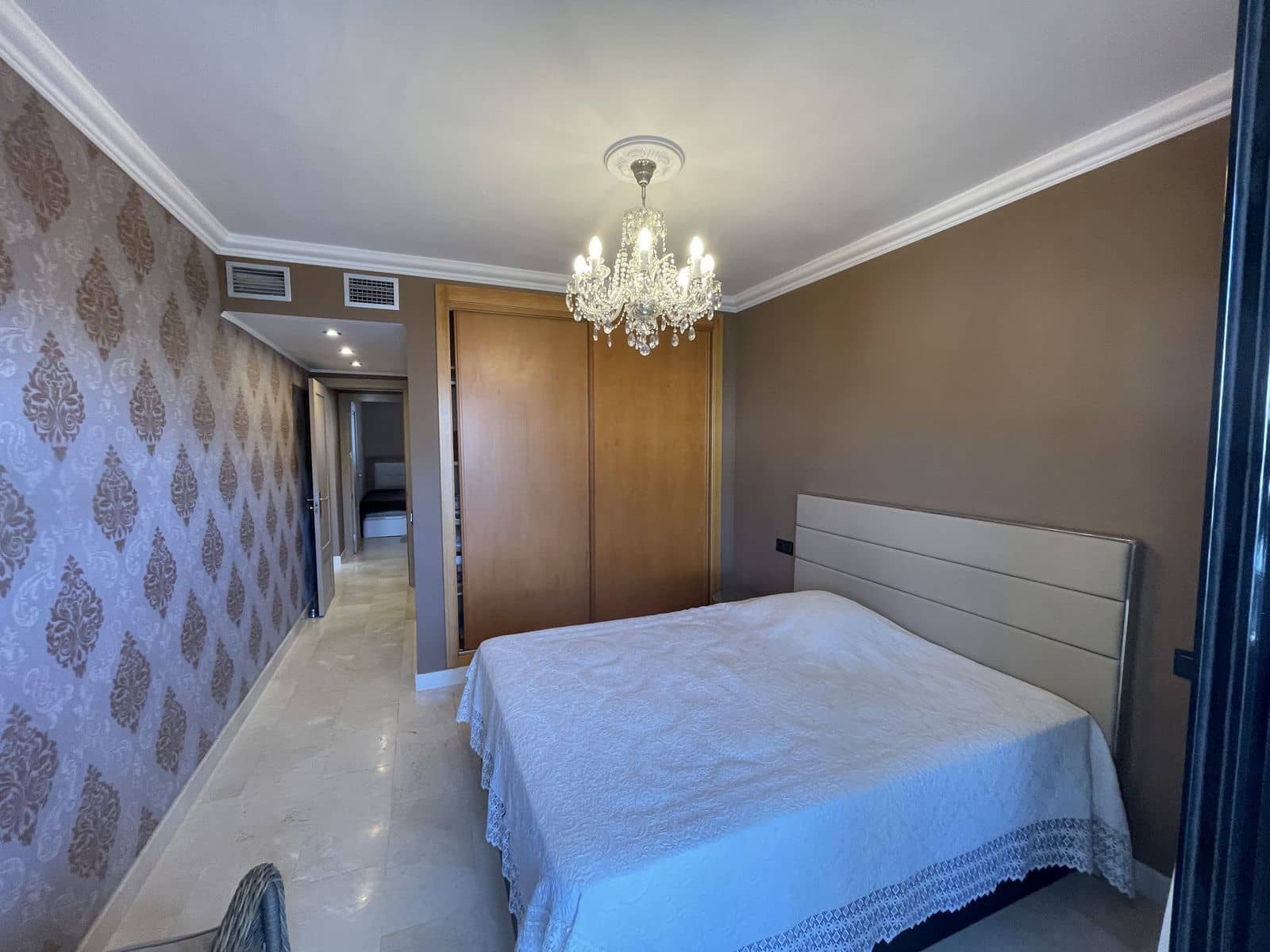 2 Zimmer Apartment zu verkaufen in Calahonda - 349.000 € (Ref: 10020521)
