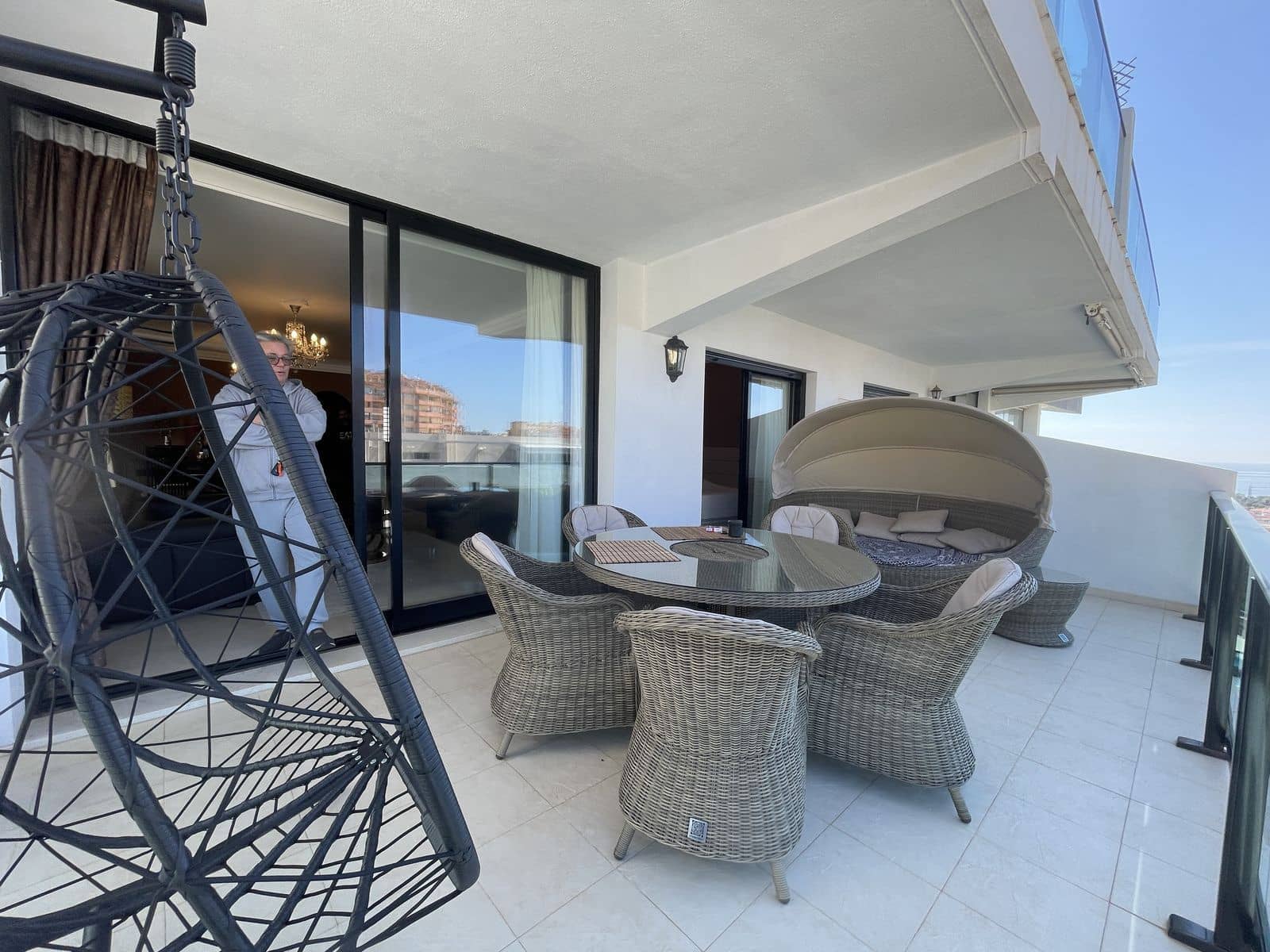 2 Zimmer Apartment zu verkaufen in Calahonda - 349.000 € (Ref: 10020521)