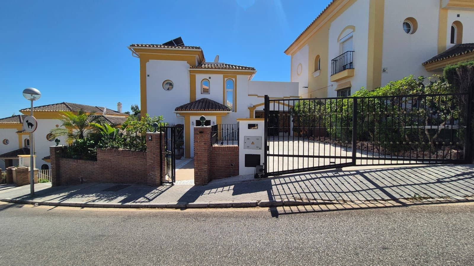 4 chambre Villa/Maison à vendre à Riviera del Sol - 965 000 € (Ref: 10020525)