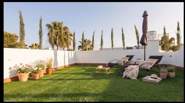 3 chambre Penthouse à vendre à Elviria, Marbella - 355 000 € (Ref: 10020529)
