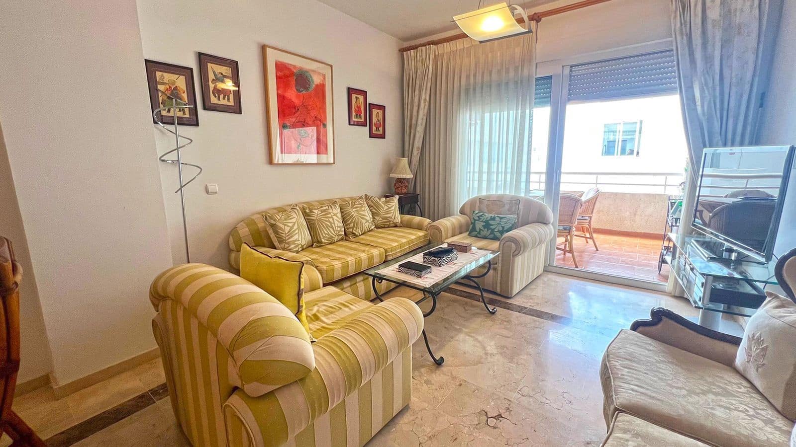 3 bedroom Apartment for sale in Marbella - € 1,300,000 (Ref: 10020532)
