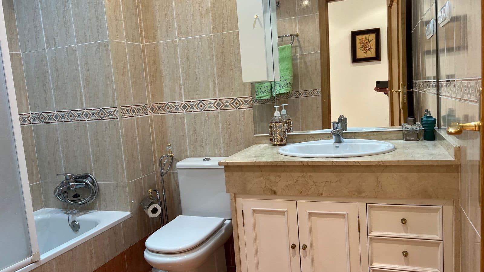 3 bedroom Apartment for sale in Marbella - € 1,300,000 (Ref: 10020532)