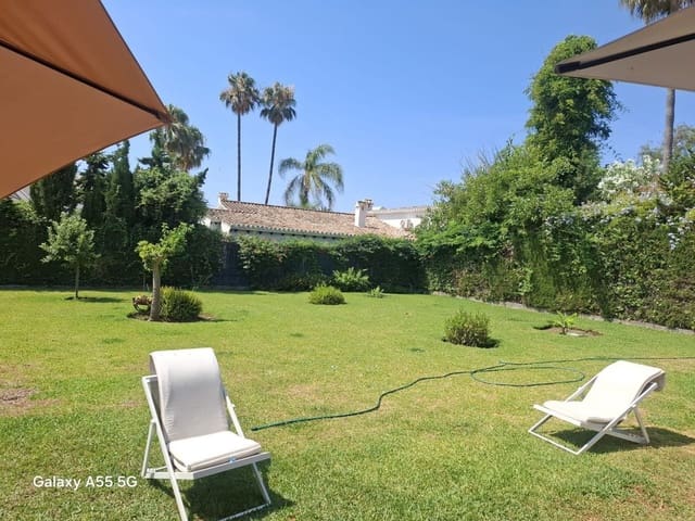 5 soveværelse Villa til salg i Saladillo-Benamara, Estepona - € 965.000 (Ref: 10020535)