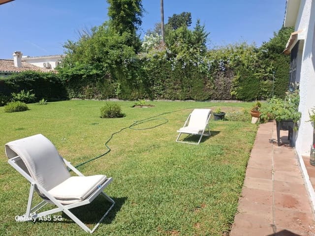 5 soveværelse Villa til salg i Saladillo-Benamara, Estepona - € 965.000 (Ref: 10020535)