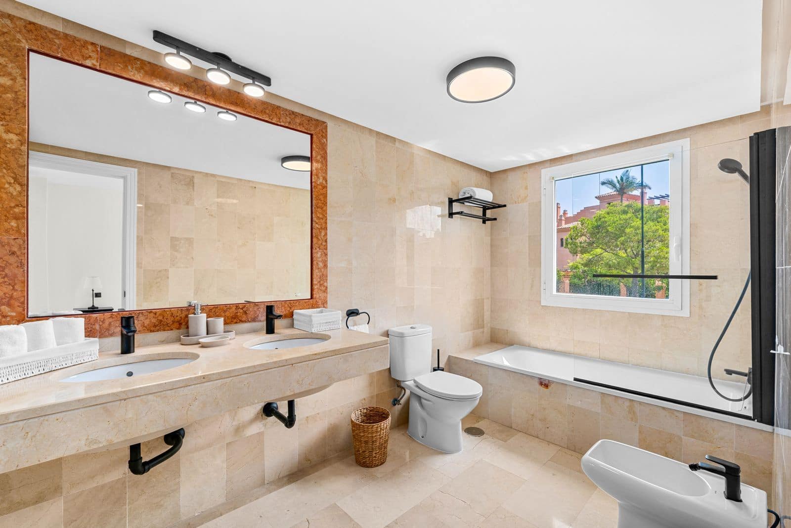 3 chambre Appartement à vendre à Atalaya-Isdabe - 698 000 € (Ref: 10020536)