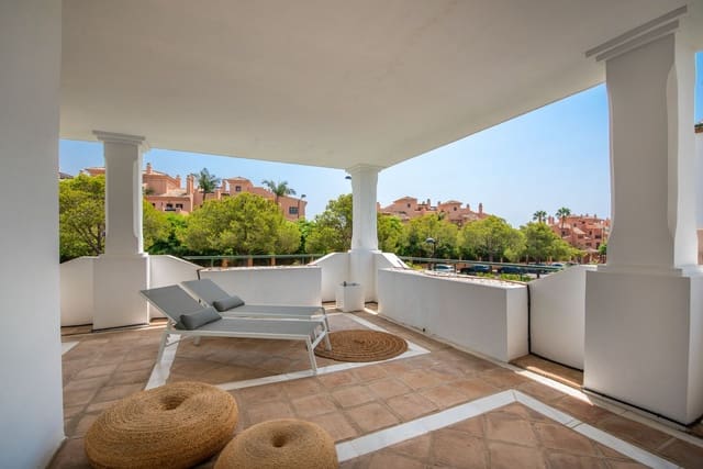 3 chambre Appartement à vendre à Atalaya-Isdabe, Estepona - 698 000 € (Ref: 10020536)