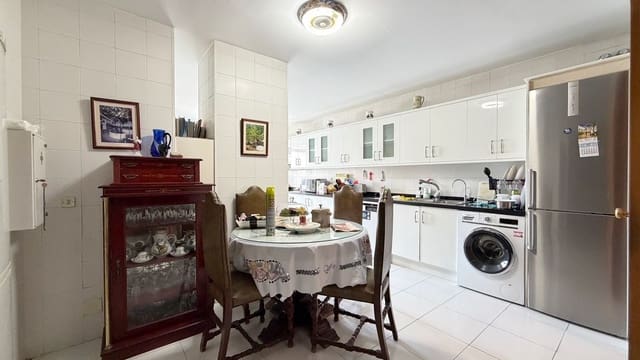 3 quarto Apartamento para venda em Marbella - 1 200 000 € (Ref: 10020537)