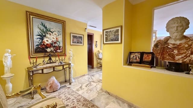 3 quarto Apartamento para venda em Marbella - 1 200 000 € (Ref: 10020537)