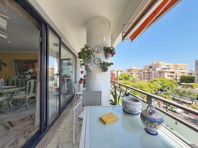 3 quarto Apartamento para venda em Marbella - 1 200 000 € (Ref: 10020537)