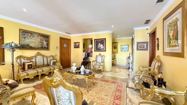 3 quarto Apartamento para venda em Marbella - 1 200 000 € (Ref: 10020537)