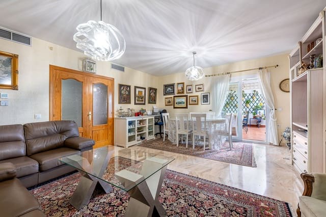 3 bedroom Apartment for sale in Torrequebrada, Benalmádena - € 485,000 (Ref: 10020538)