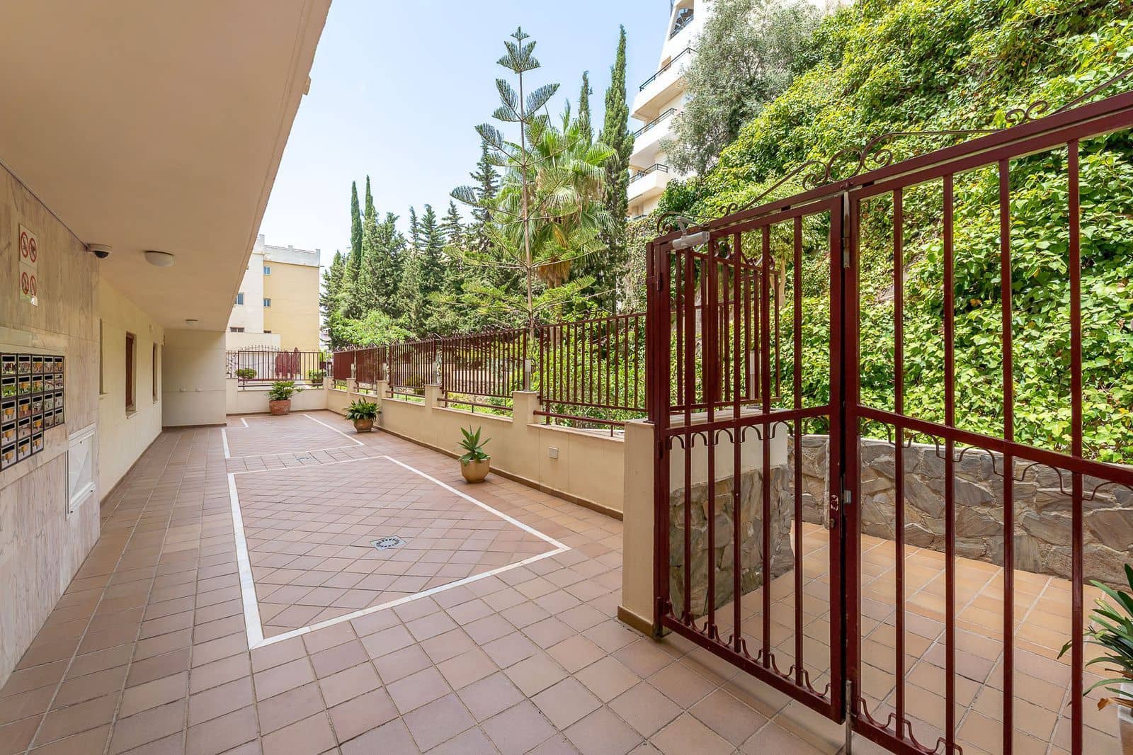 3 bedroom Apartment for sale in Torrequebrada - € 485,000 (Ref: 10020538)