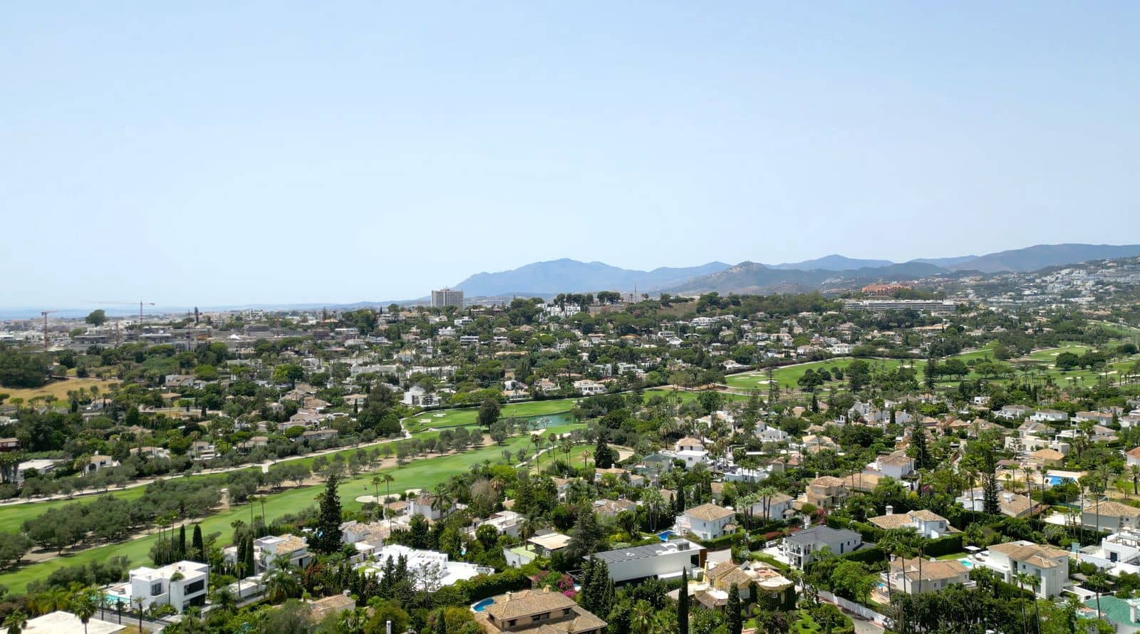 2 soverom Leilighet til salgs i Nueva Andalucia - € 450 000 (Ref: 10020541)