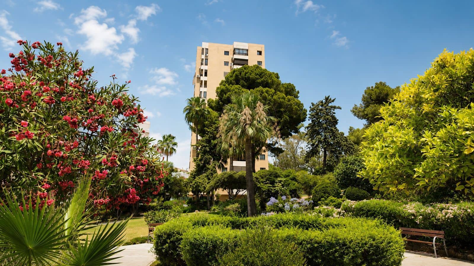 2 soverom Leilighet til salgs i Nueva Andalucia - € 450 000 (Ref: 10020541)