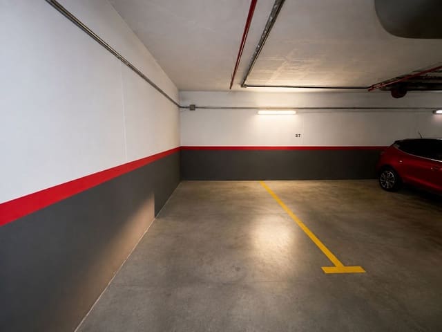 2 soveværelse Lejlighed til salg i Estepona - € 635.000 (Ref: 10020542)