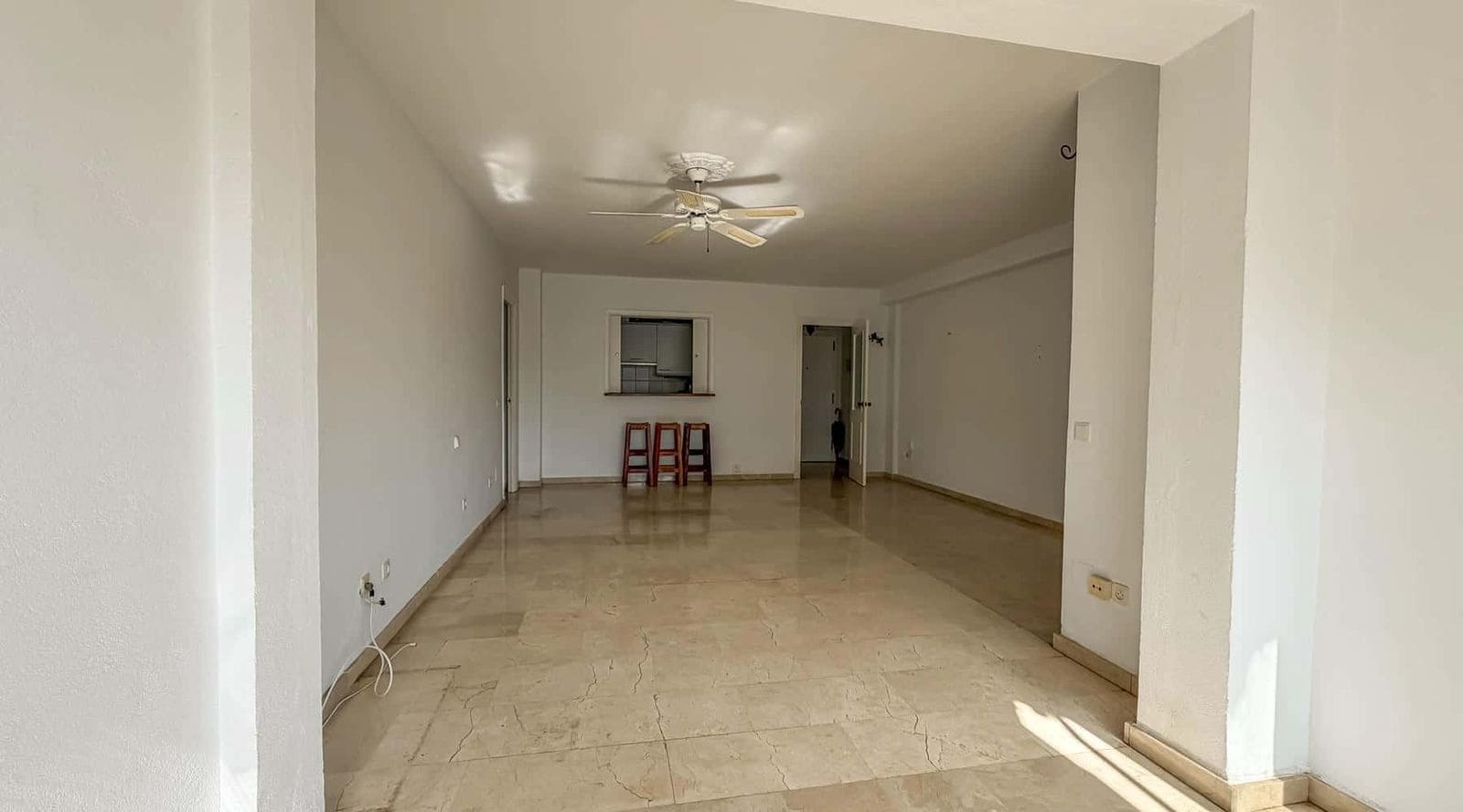 2 bedroom Apartment for sale in Marbella - € 425,000 (Ref: 10020545)