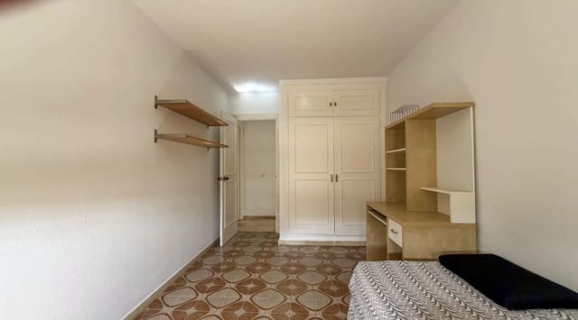 2 bedroom Apartment for sale in Marbella - € 425,000 (Ref: 10020545)