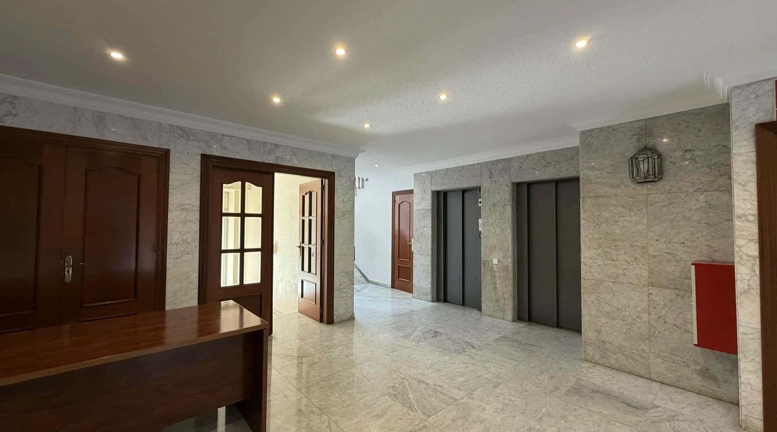 2 bedroom Apartment for sale in Marbella - € 425,000 (Ref: 10020545)