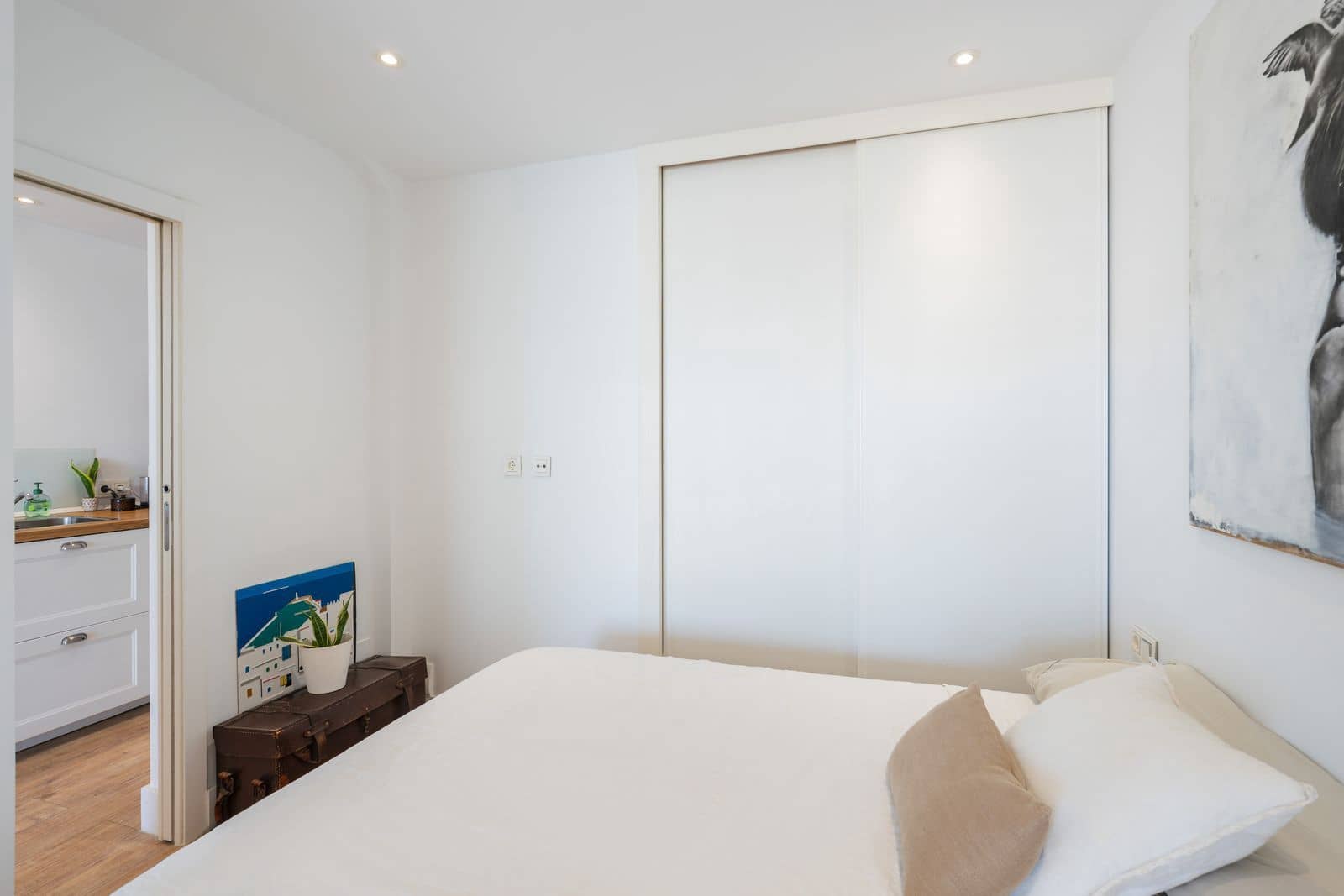 1 bedroom Apartment for sale in Puerto Banus - € 749,000 (Ref: 10020546)