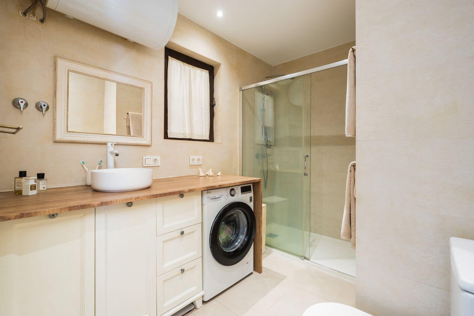 1 bedroom Apartment for sale in Puerto Banus - € 749,000 (Ref: 10020546)