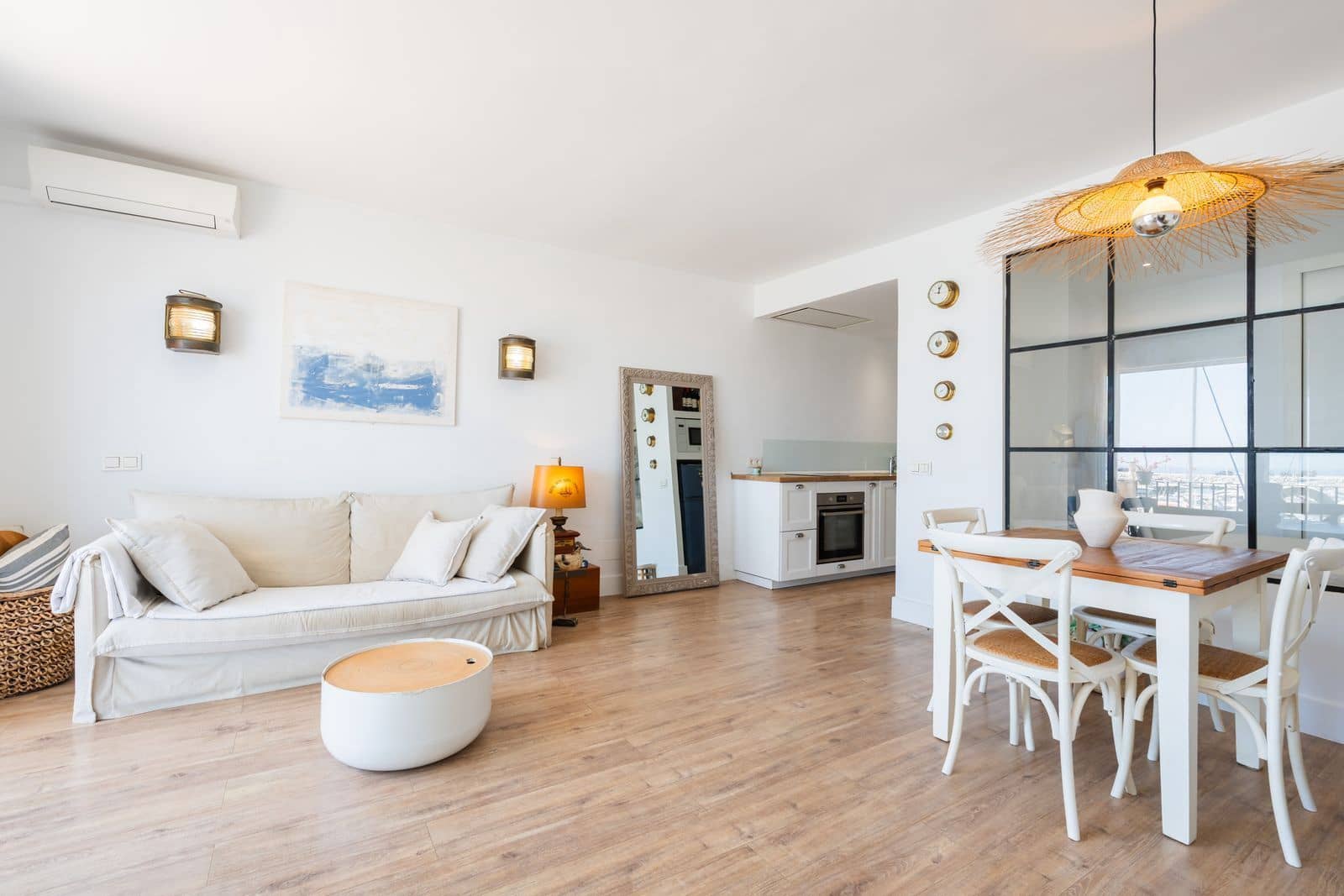 1 bedroom Apartment for sale in Puerto Banus - € 749,000 (Ref: 10020546)