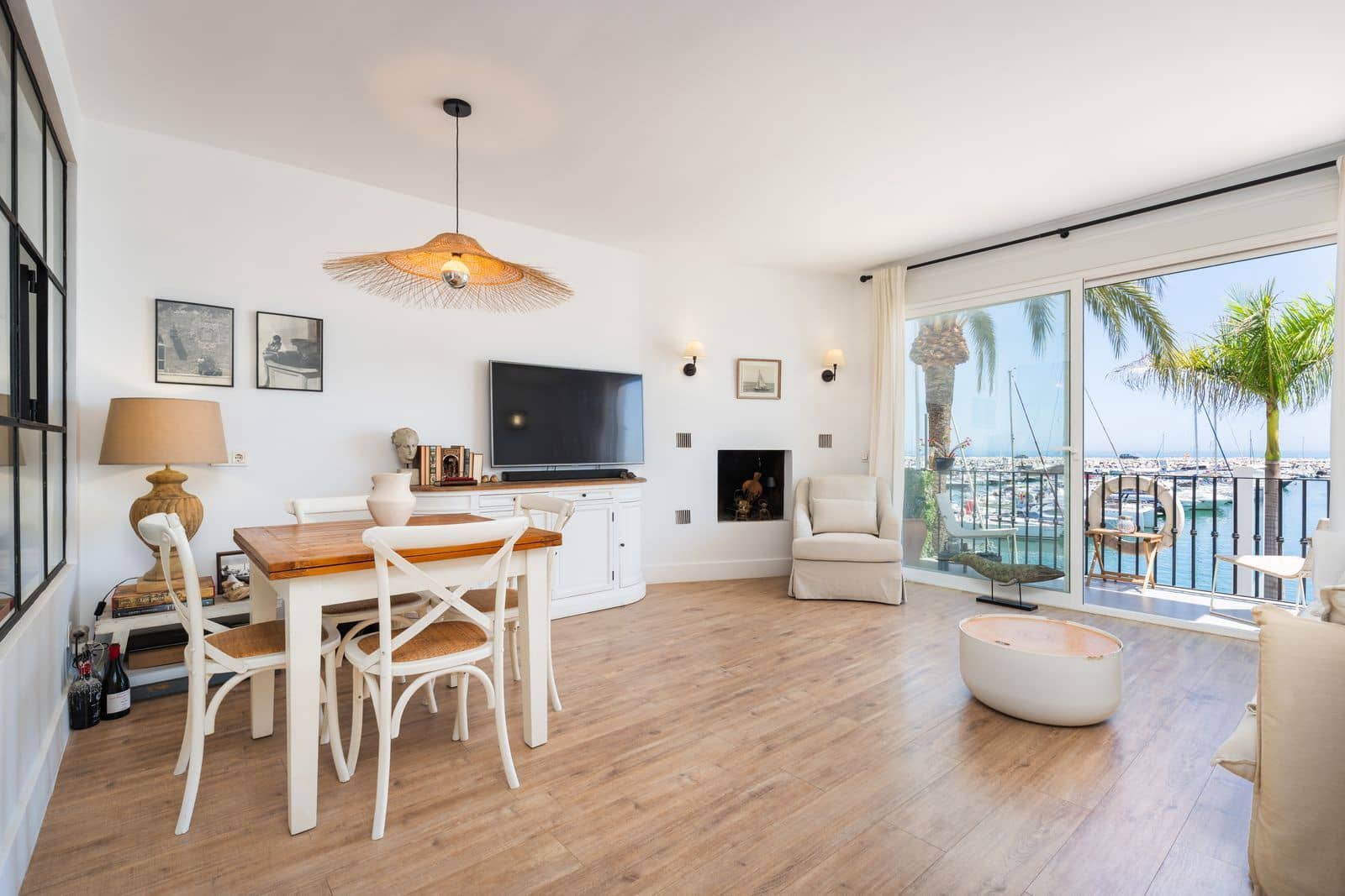 1 bedroom Apartment for sale in Puerto Banus - € 749,000 (Ref: 10020546)