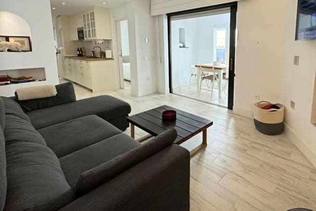 2 soveværelse Lejlighed til salg i Puerto Banus, Marbella - € 549.000 (Ref: 10020547)