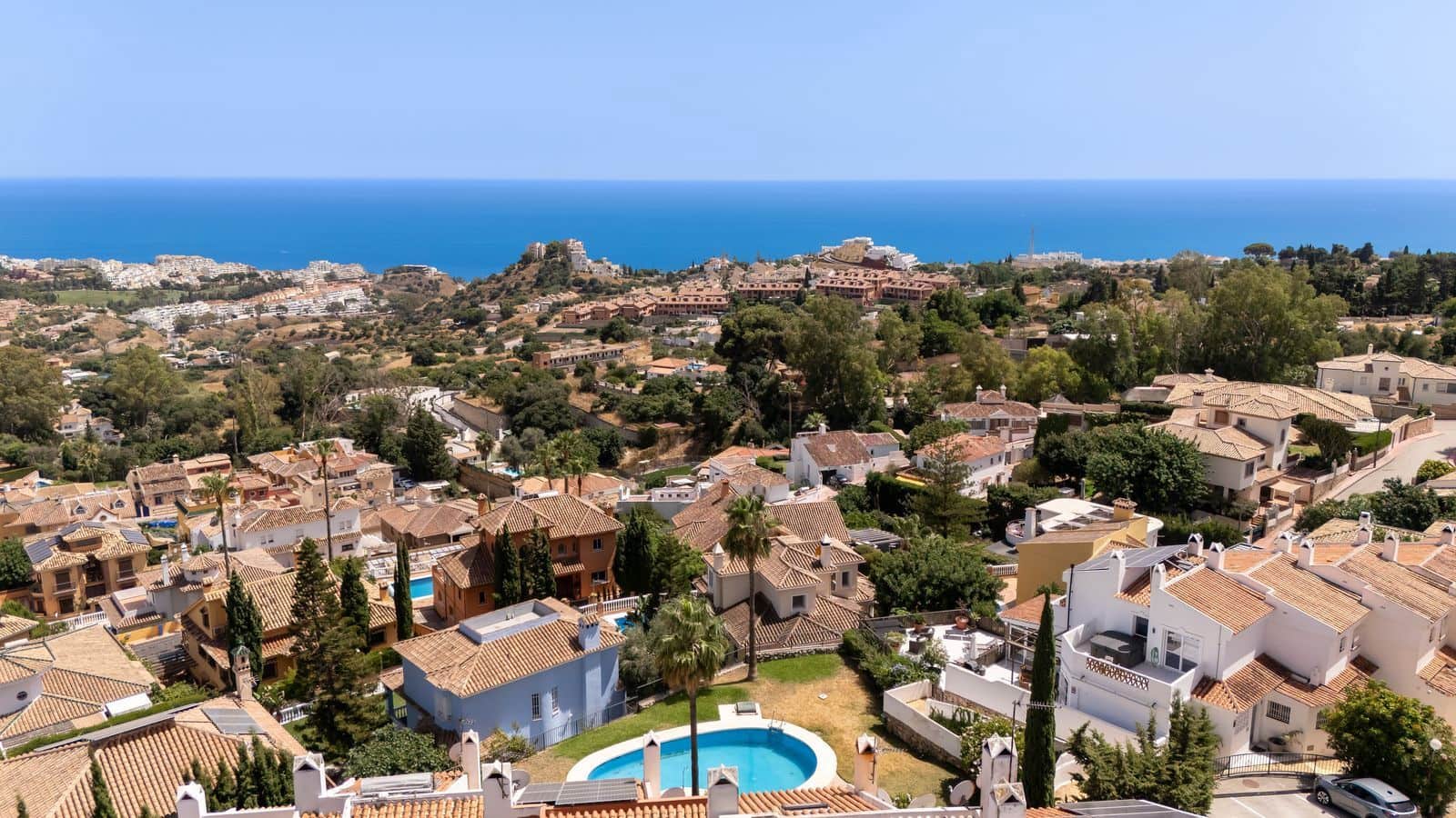 5 bedroom Townhouse for sale in Benalmadena - € 695,000 (Ref: 10020548)