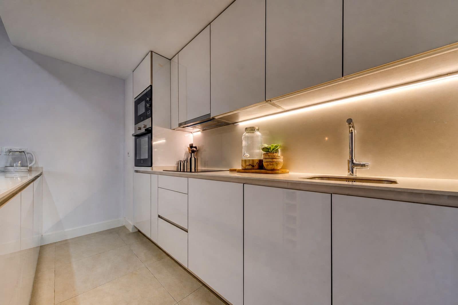 3 sovrum Lägenhet till salu i La Duquesa / Puerto de la Duquesa - 695 000 € (Ref: 10020549)