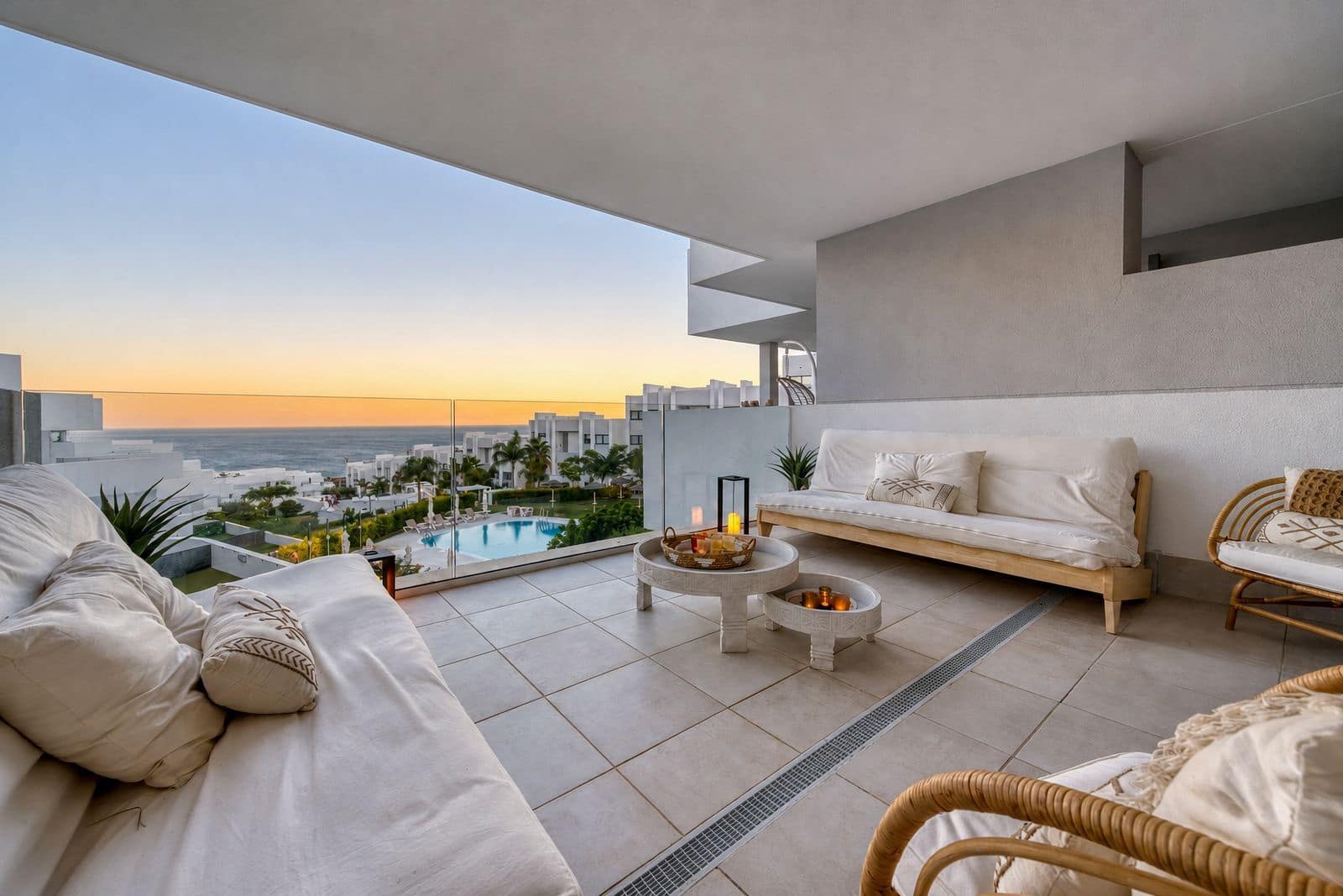 3 sovrum Lägenhet till salu i La Duquesa / Puerto de la Duquesa - 695 000 € (Ref: 10020549)