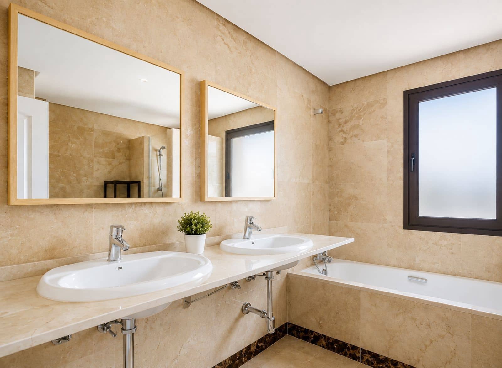 3 bedroom Semi-detached Villa for sale in La Alcaidesa - € 630,000 (Ref: 10020550)