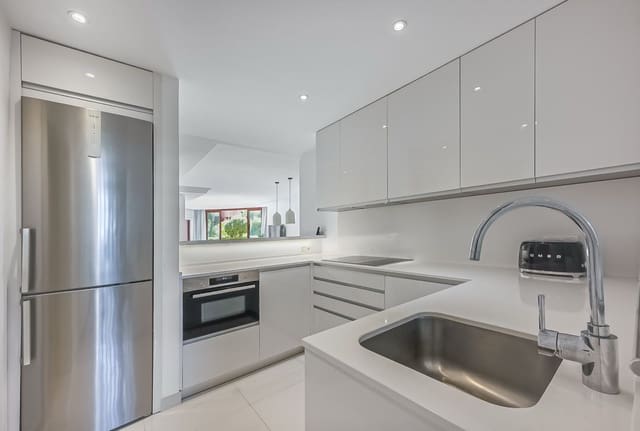 2 quarto Apartamento para venda em Guadalmansa, Estepona - 895 000 € (Ref: 10020553)