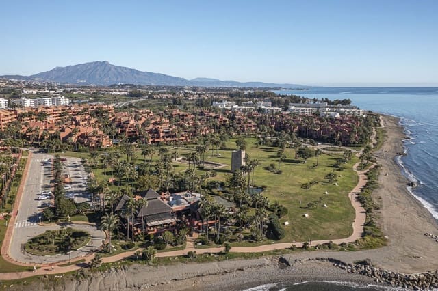 2 quarto Apartamento para venda em Guadalmansa, Estepona - 895 000 € (Ref: 10020553)